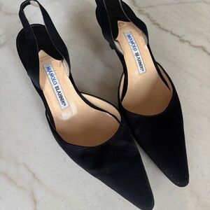 Manolo blahnik black heels size 39